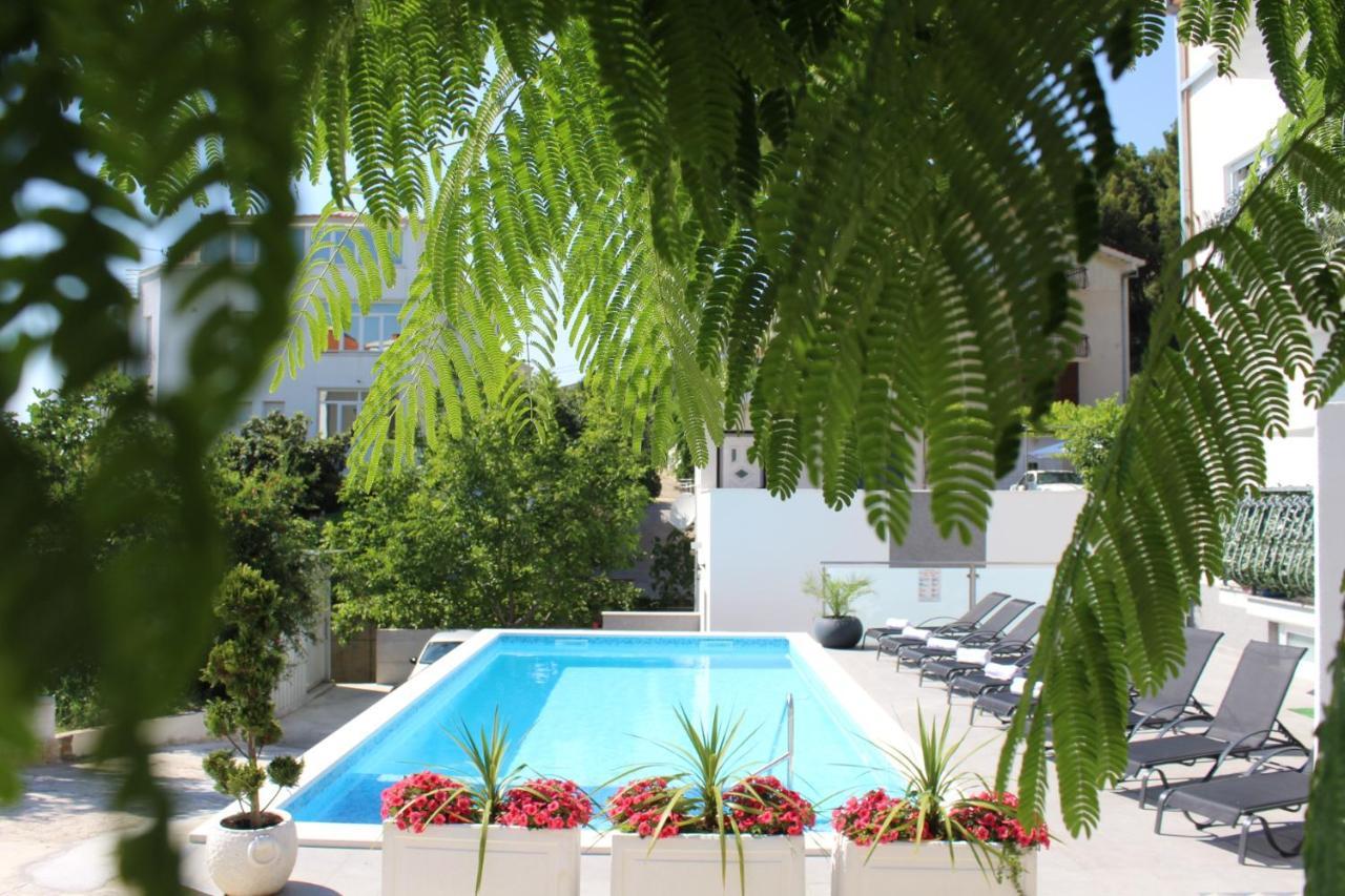 Luxury Apartment Antoni Podstrana Bagian luar foto