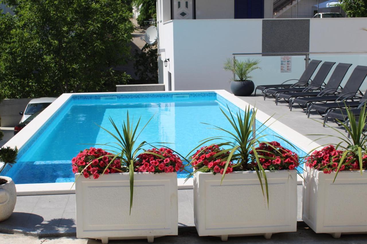 Luxury Apartment Antoni Podstrana Bagian luar foto
