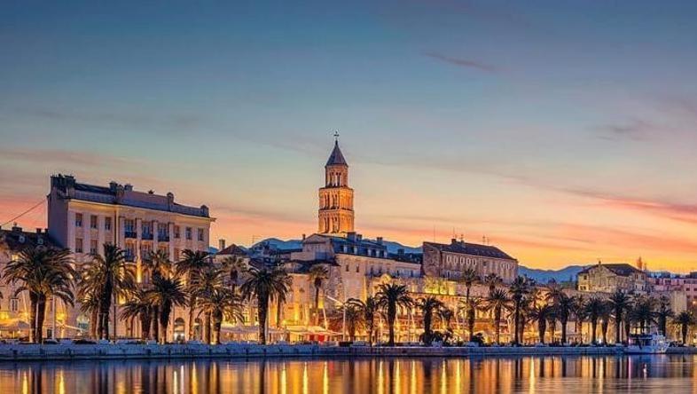 Luxury Apartment Antoni Podstrana Bagian luar foto