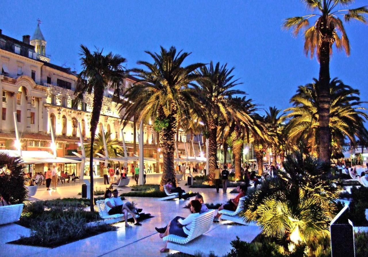 Luxury Apartment Antoni Podstrana Bagian luar foto
