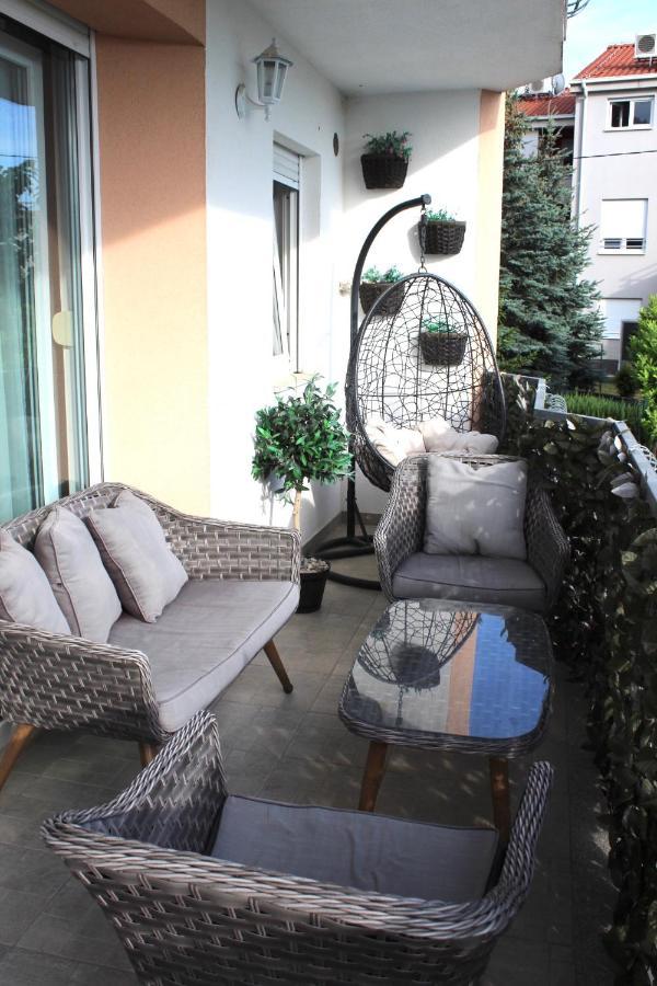 Luxury Apartment Antoni Podstrana Bagian luar foto