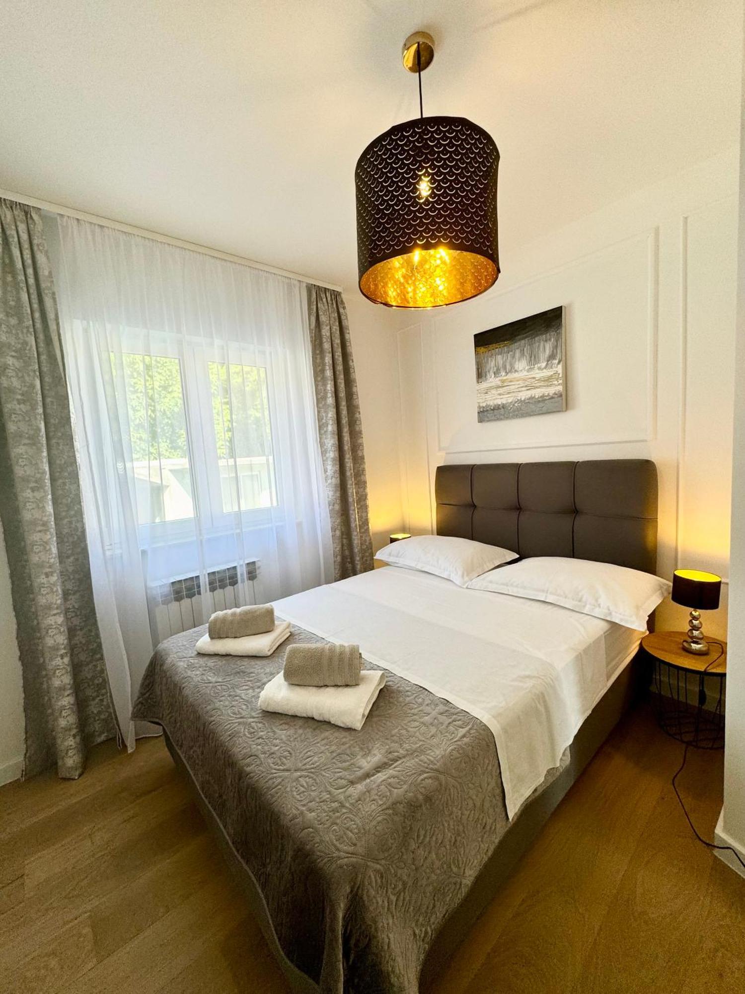 Luxury Apartment Antoni Podstrana Bagian luar foto