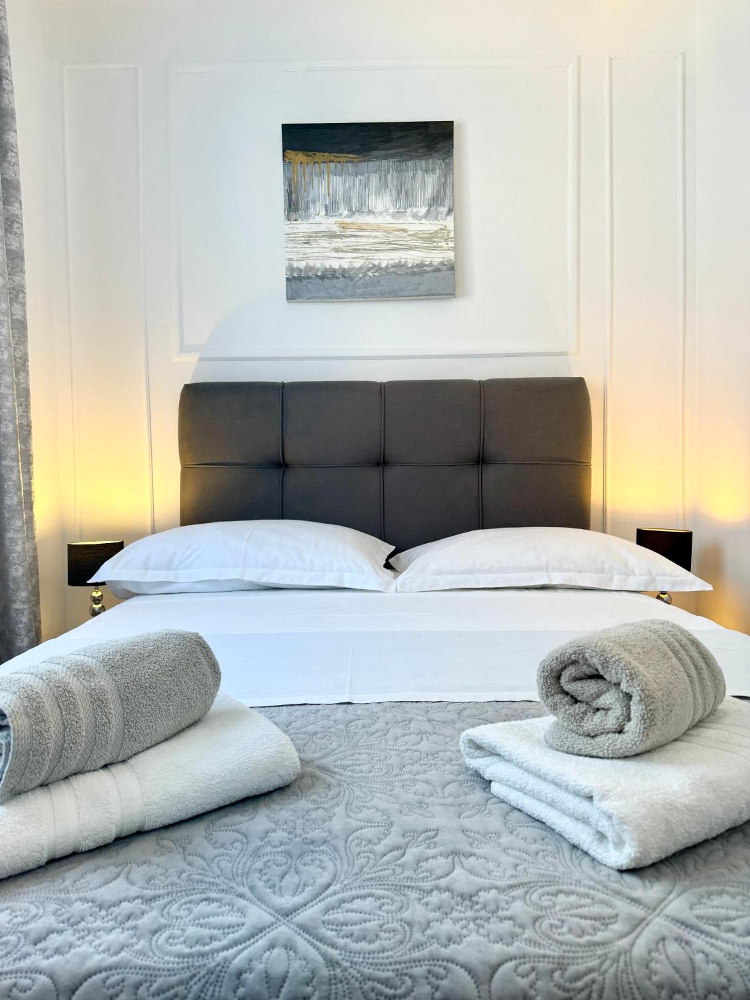 Luxury Apartment Antoni Podstrana Bagian luar foto