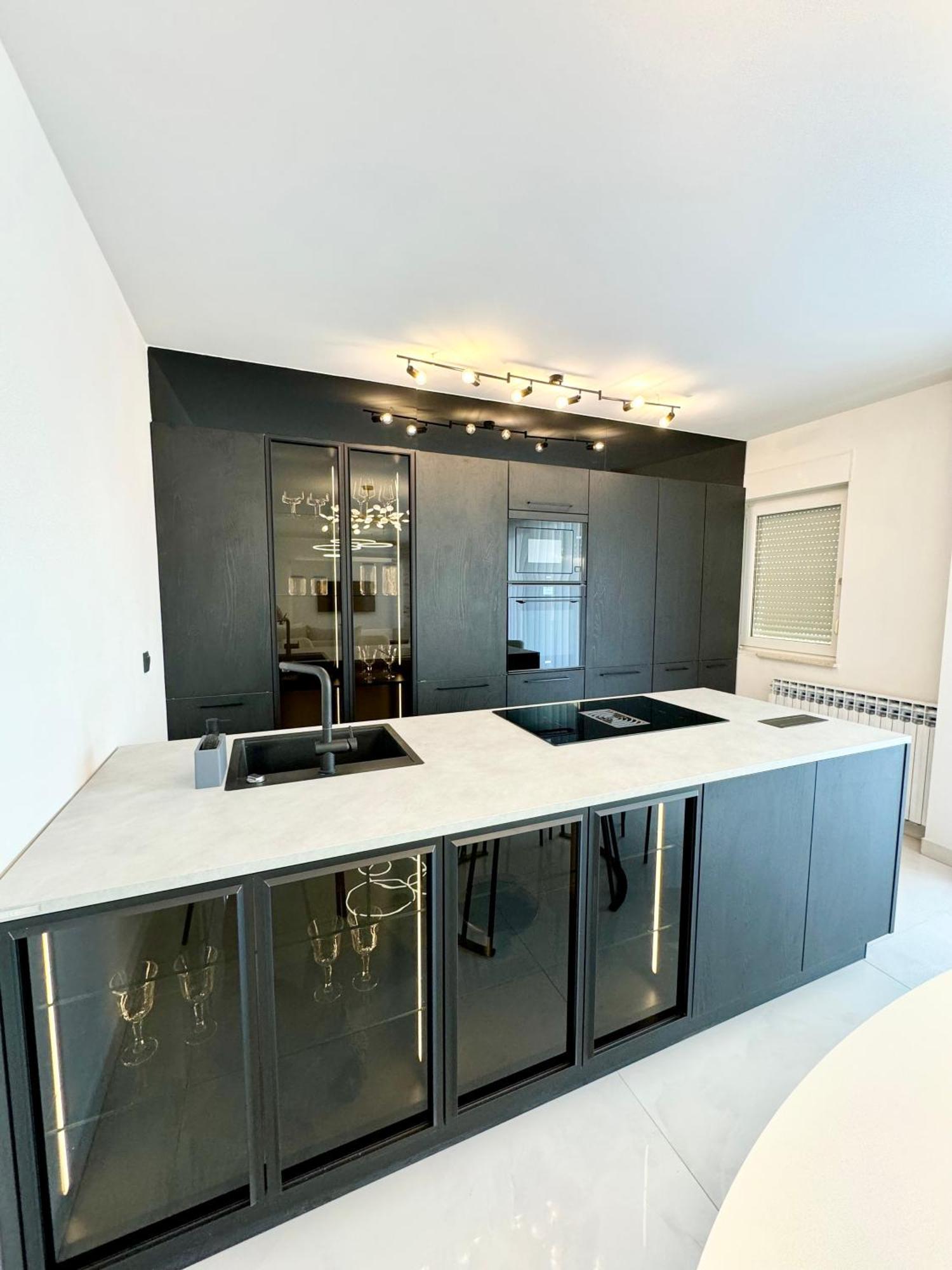 Luxury Apartment Antoni Podstrana Bagian luar foto