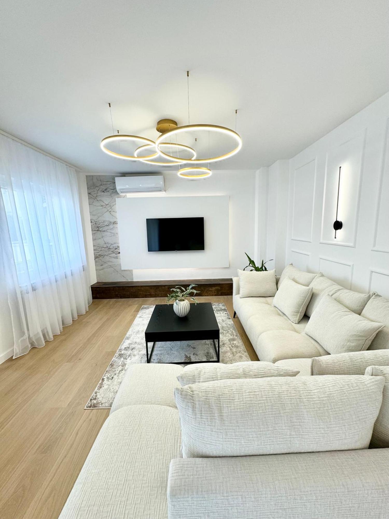 Luxury Apartment Antoni Podstrana Bagian luar foto
