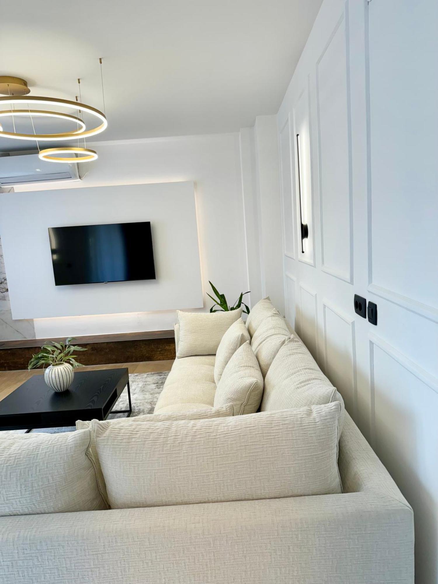 Luxury Apartment Antoni Podstrana Bagian luar foto